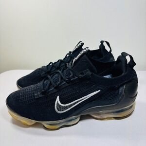 Nike Air VaporMax 2021 Flyknit Women's DC4112-002 Black Athletic Shoes Size 10